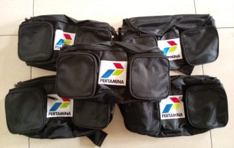Pengiriman Tas Pinggang Operator SPBU Pertamina ke Pontianak tanggal 24 Oktober 2023.